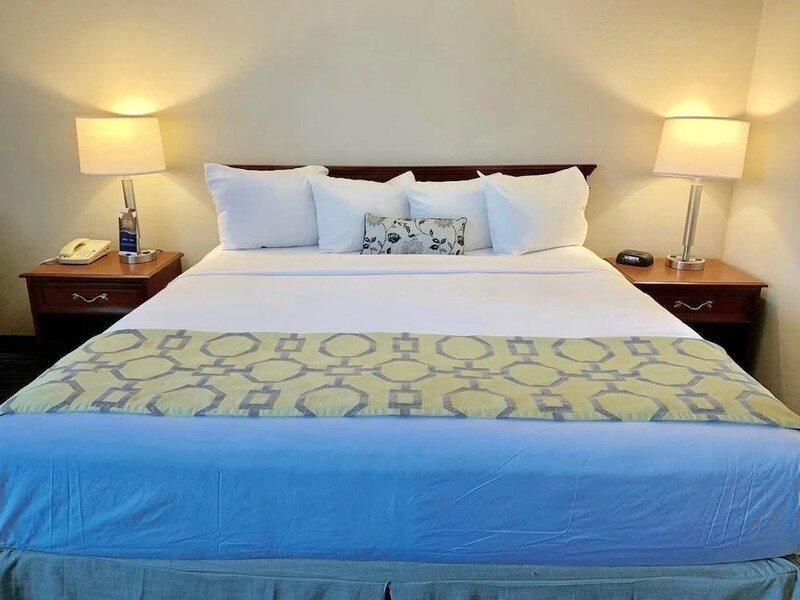 The Grand By Capital O I-30 Motel 2*