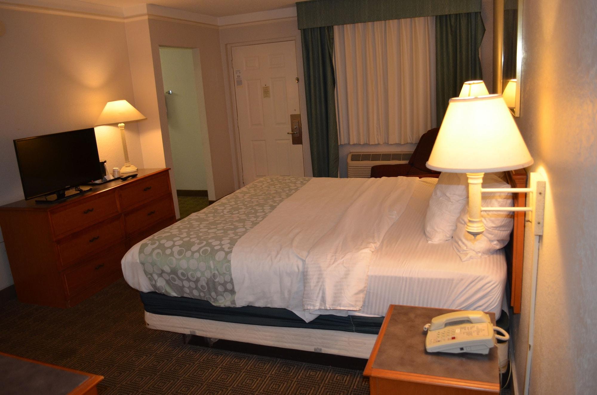 Motel The Grand By Capital O I-30 Texarkana