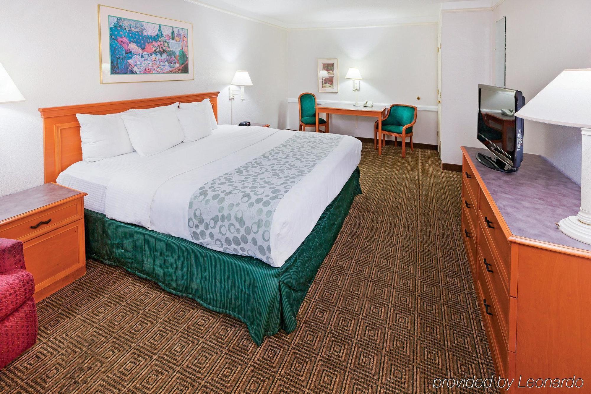 The Grand By Capital O I-30 Motel Texarkana