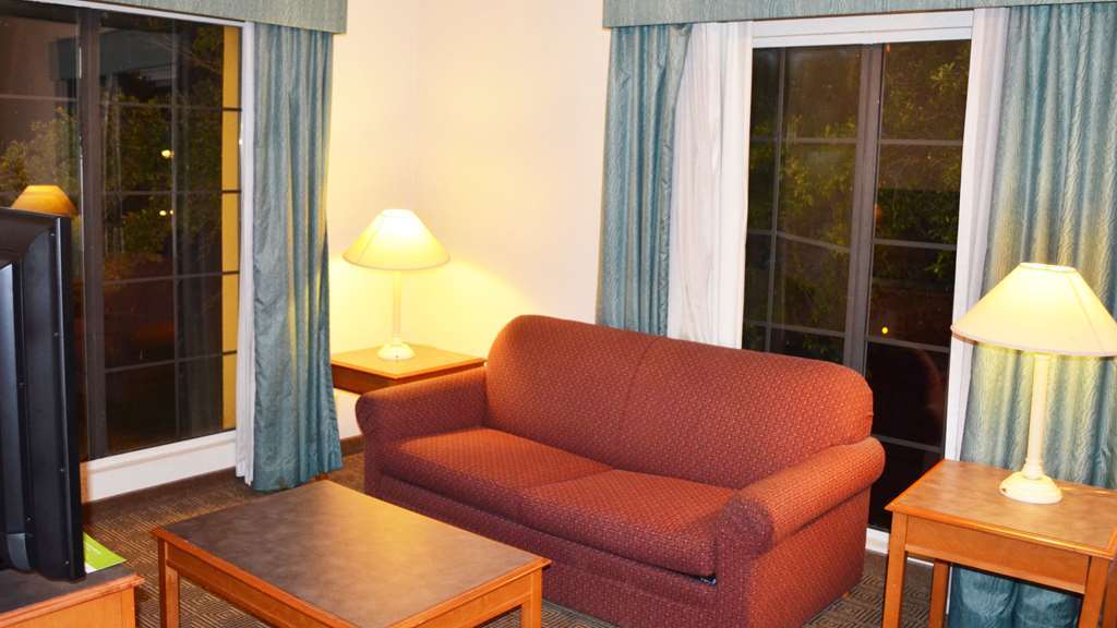 The Grand By Capital O I-30 Motel Texarkana